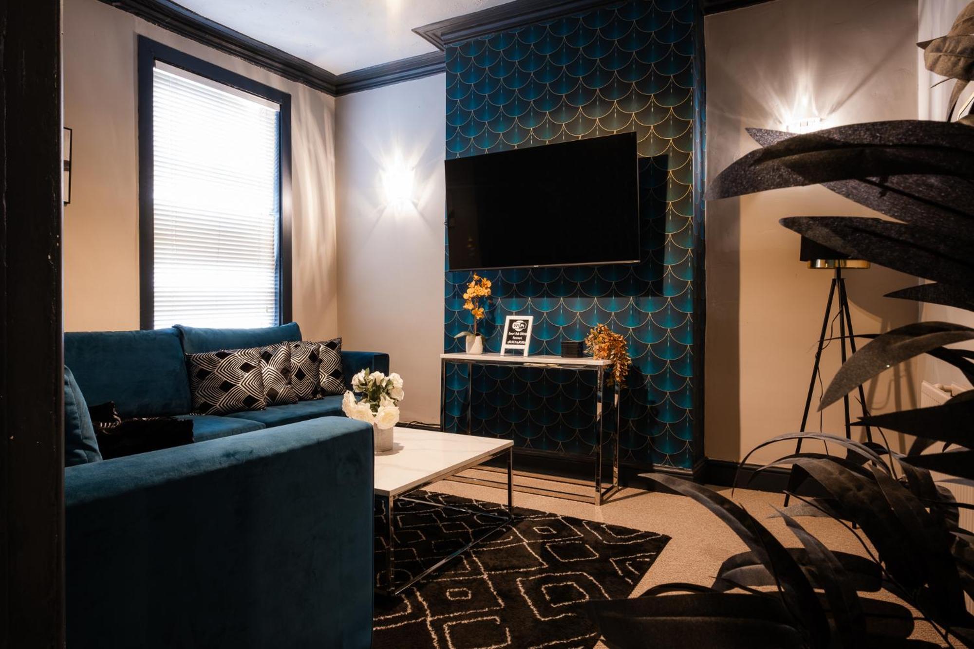 Entire Modern House Liverpool, 6 Bedrooms מראה חיצוני תמונה
